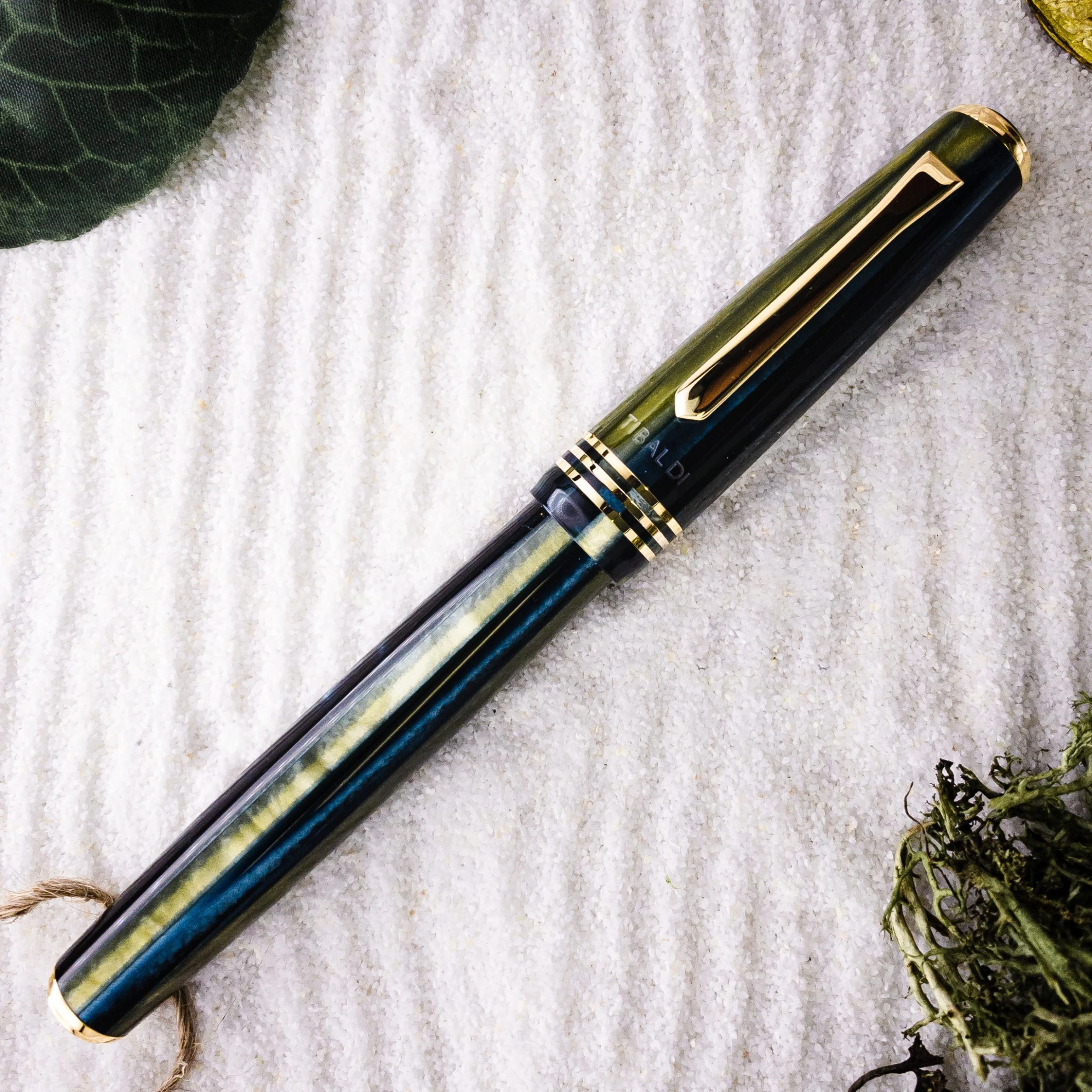 Tibaldi N60 Retro Zest Rollerball Pen, Gold Trim - Image 2