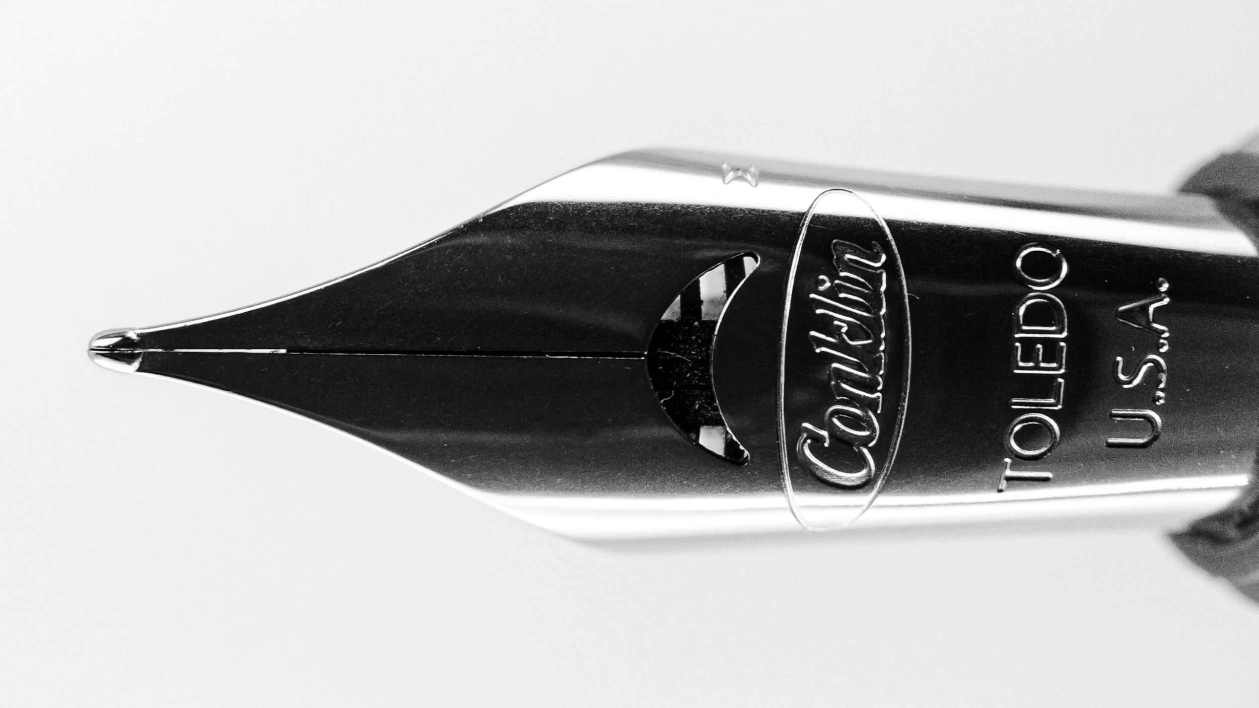 Conklin Exclusive Limited Edition Duragraph Fountain Pen, Nature's Beauty - Image 3